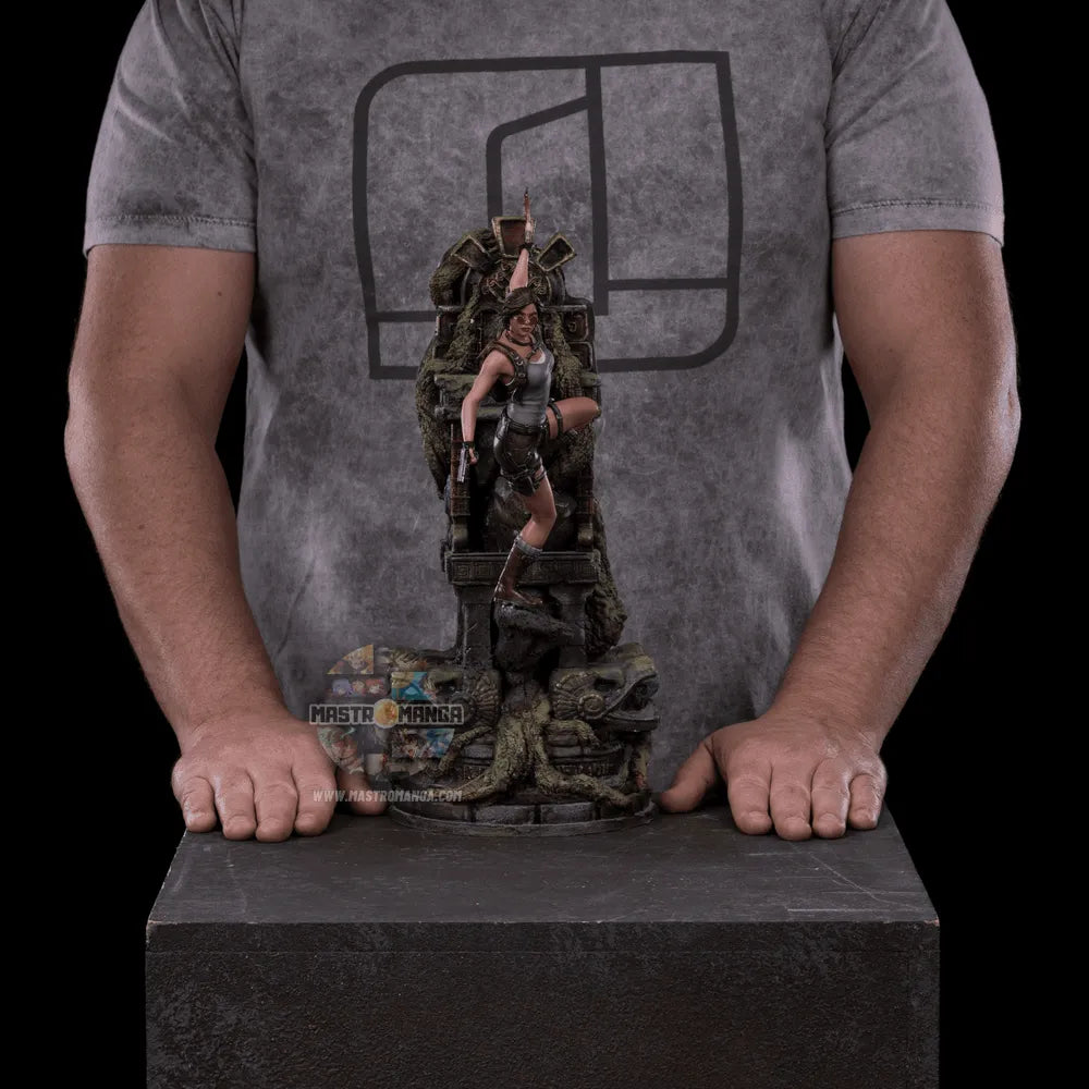 Lara Croft Deluxe Tomb Rider