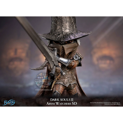 Statua SD degli Abyss Watchers di Dark Souls III prodotta da First 4 Figures, raffigurante il cavaliere con l'iconico cappuccio a punta, spadone e pugnale su base decorativa