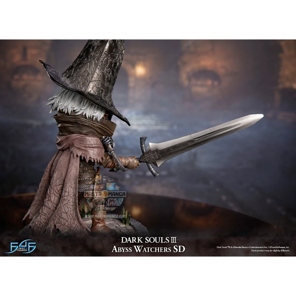 Statua SD degli Abyss Watchers di Dark Souls III prodotta da First 4 Figures, raffigurante il cavaliere con l'iconico cappuccio a punta, spadone e pugnale su base decorativa