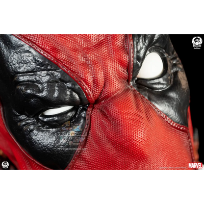 Deadpool Fine Art Bust Deluxe Edition