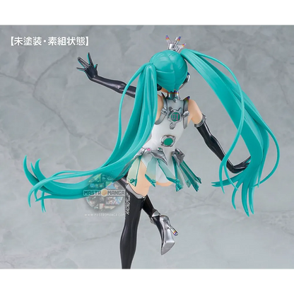 Hatsune Miku Racing Miku 2013 Reincarnation Model Kit