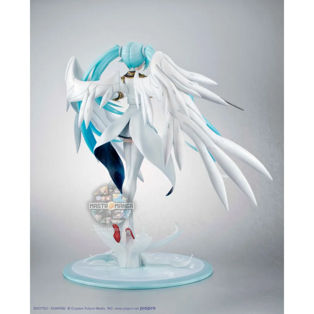 Hatsune Miku Lucrea 45th Anniversary Wing Gundam Zero EW Ver.