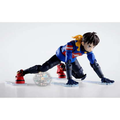 Action figure articolata S.H.Figuarts di Koichi Haimawari da My Hero Academia Vigilantes, con la sua caratteristica felpa gialla con cappuccio, maschera improvvisata ed effetti trasparenti per il Quirk di scivolamento