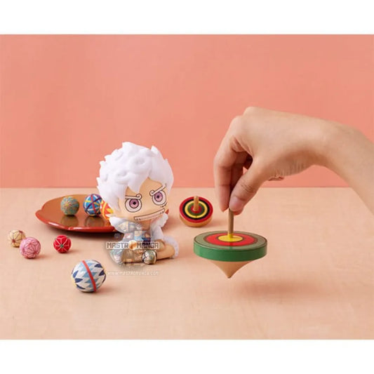 Monkey D. Luffy Gear Fifth One Piece Look Up