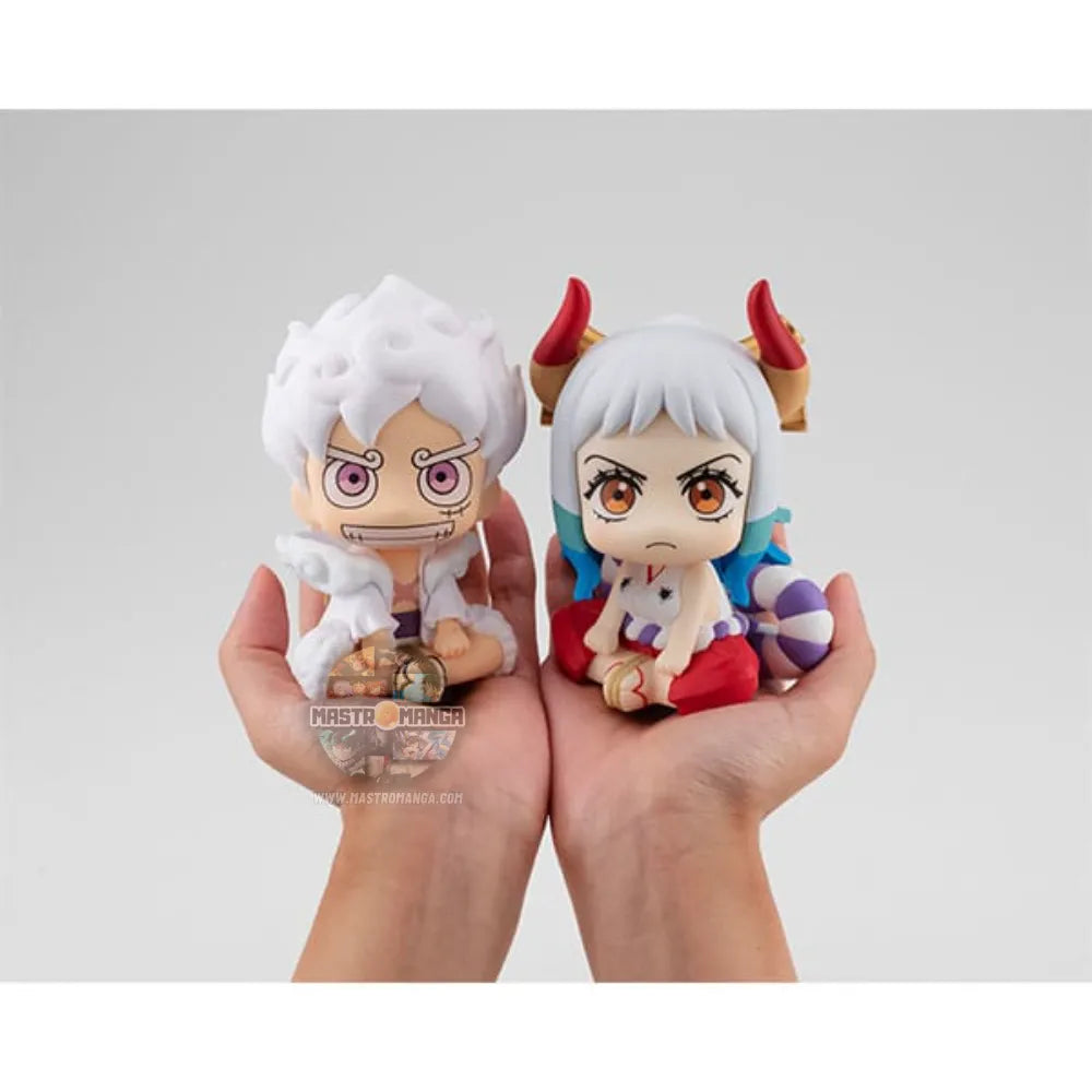 Monkey D. Luffy Gear Fifth One Piece Look Up