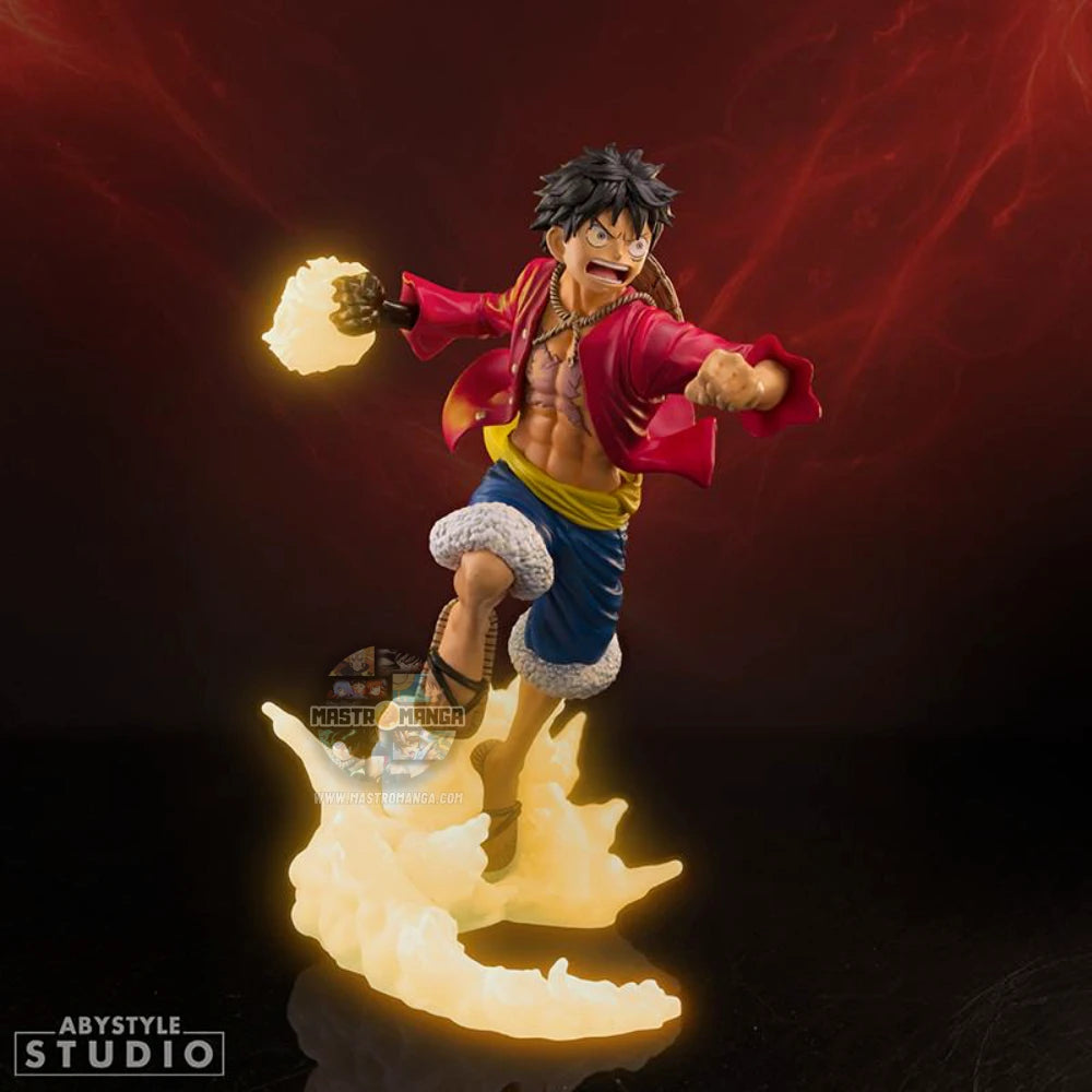 Monkey D. Luffy Glow In The Dark One Piece Super Figure Collection