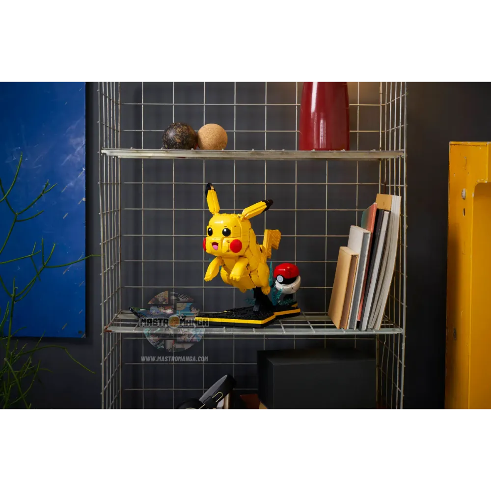 Pikachu & Poké Ball Pokémon LEGO