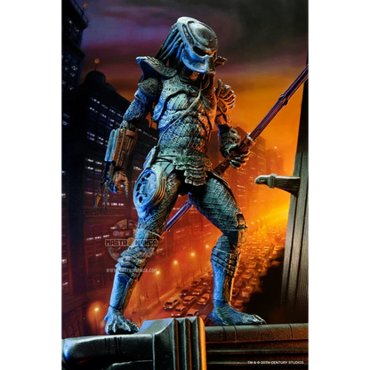 Action figure NECA del City Hunter Predator dalla serie Predator 2, versione Poster Series con colorazione speciale che richiama le luci e le ombre della locandina originale del film