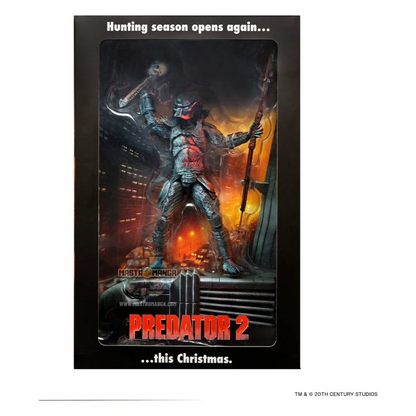 Action figure NECA del City Hunter Predator dalla serie Predator 2, versione Poster Series con colorazione speciale che richiama le luci e le ombre della locandina originale del film