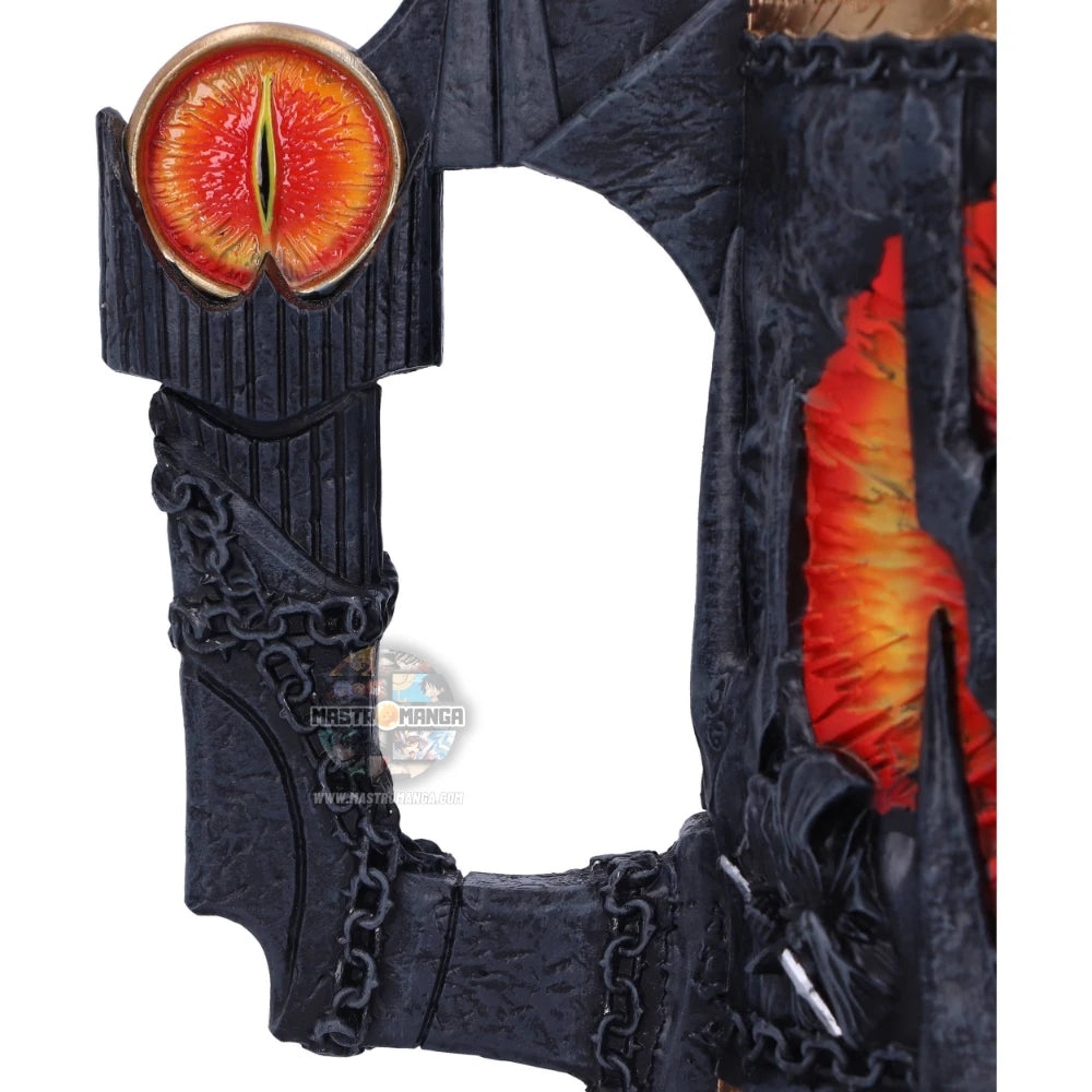 Boccale da collezione Sauron Tankard Il Signore degli Anelli Nemesis Now con elmo di Sauron e Unico Anello sul manico