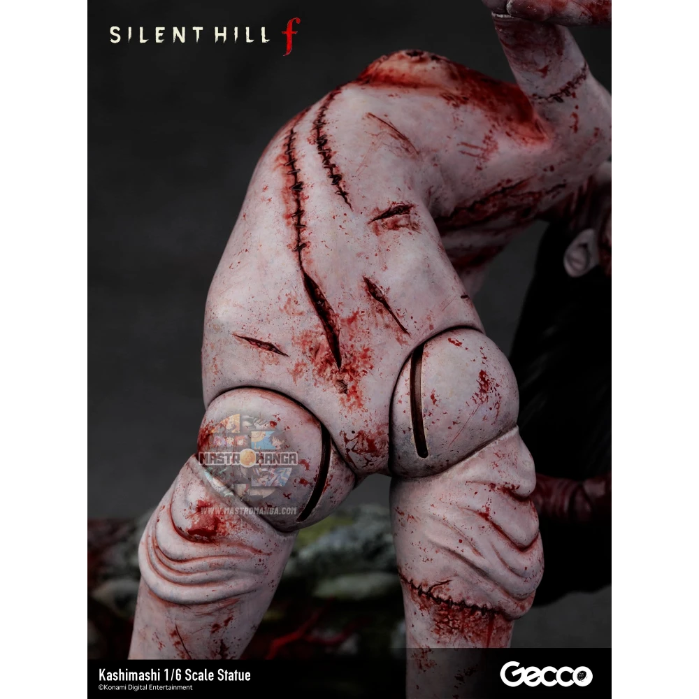 Statua da collezione Kashimashi dal videogioco Silent Hill f prodotta da Gecco, raffigurante una creatura grottesca composta da volti e fiori di giglio ragno rosso