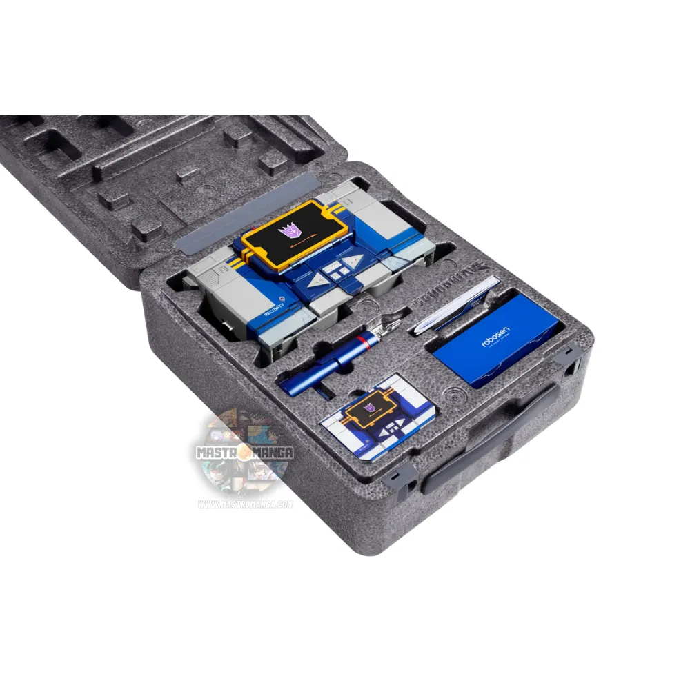 Soundwave Flagship Transformers Robosen