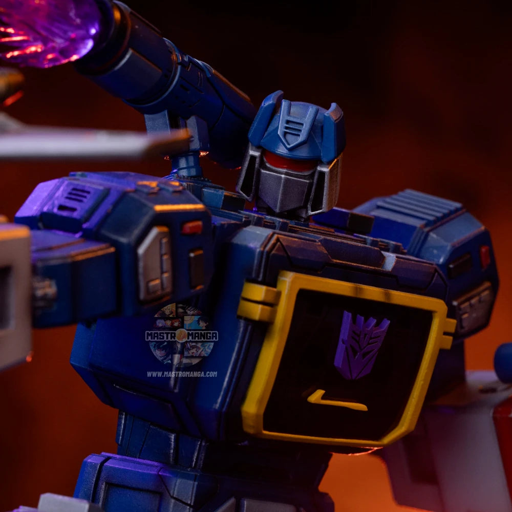 Soundwave Transformers Demi Scale