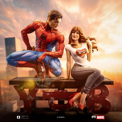 Spider-Man & Mary Jane Diorama