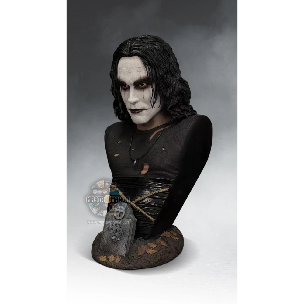 Busto a grandezza naturale di Eric Draven dal film Il Corvo (The Crow) prodotto da Hollywood Collectibles, con trucco iconico e base decorativa