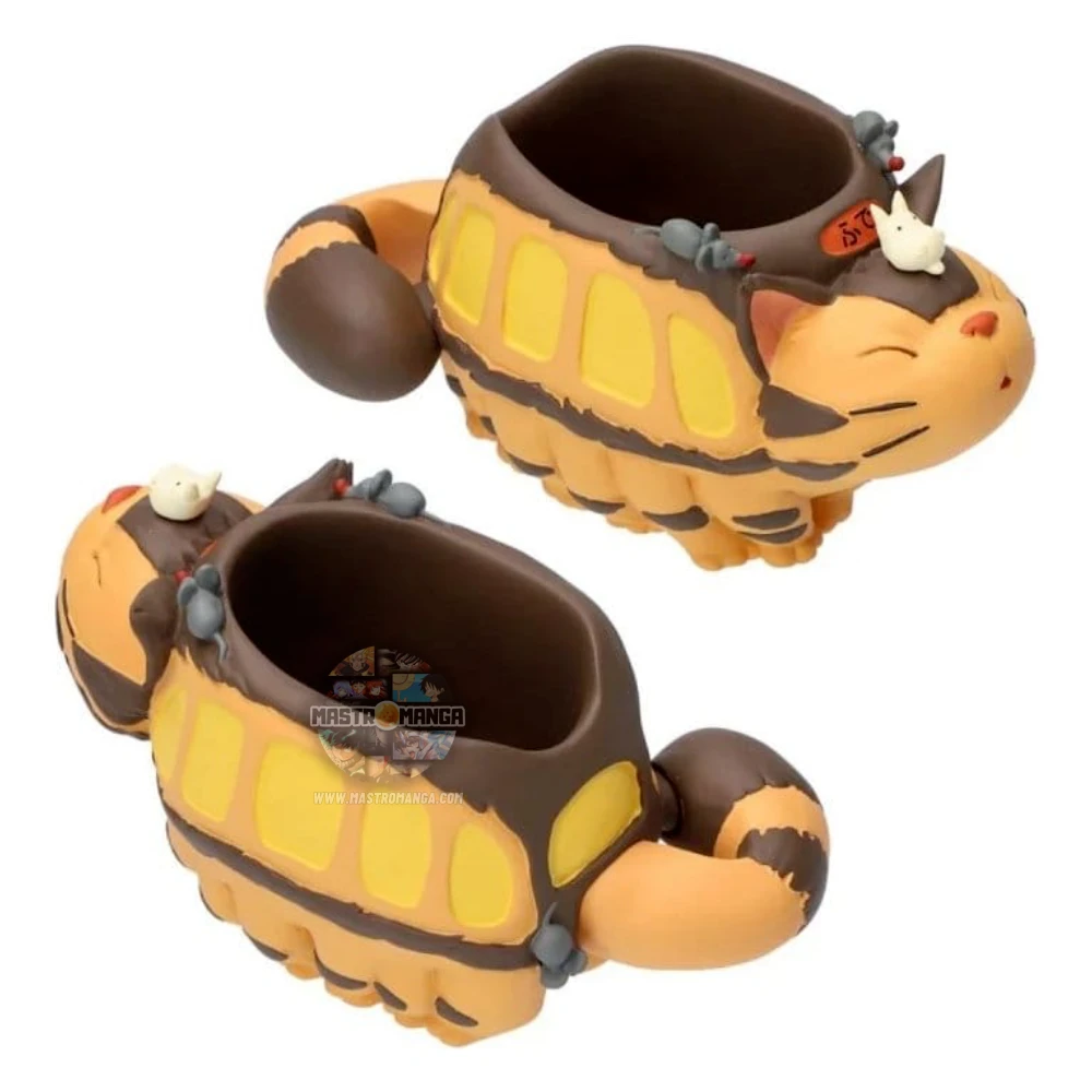 Portapenne ufficiale Studio Ghibli raffigurante il Gattobus (Nekobus) con un piccolo Totoro seduto a bordo, realizzato in resina con scomparti per penne e cancelleria