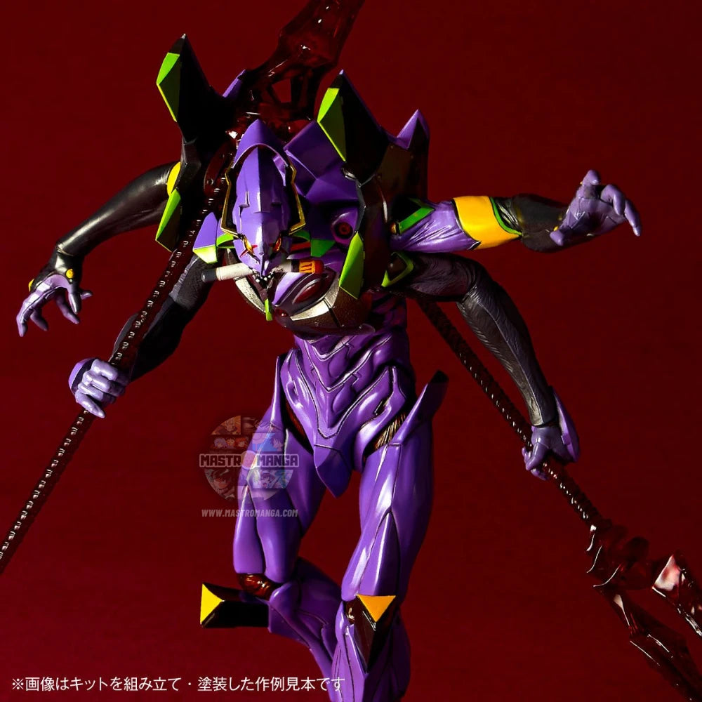 Model kit Artpla Evangelion Unità-13 Last Executioner Kaiyodo in posa imponente con quattro braccia e lance