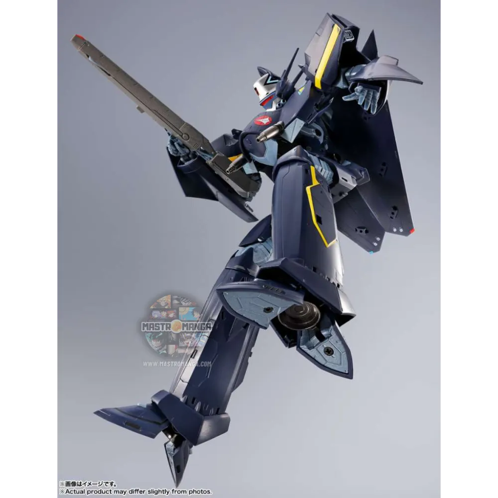 VF-17s Nightmare Stealth Valkyrie Gamlin Kizaki Macross 7 DX Chogokin
