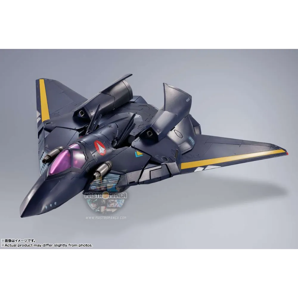 VF-17s Nightmare Stealth Valkyrie Gamlin Kizaki Macross 7 DX Chogokin