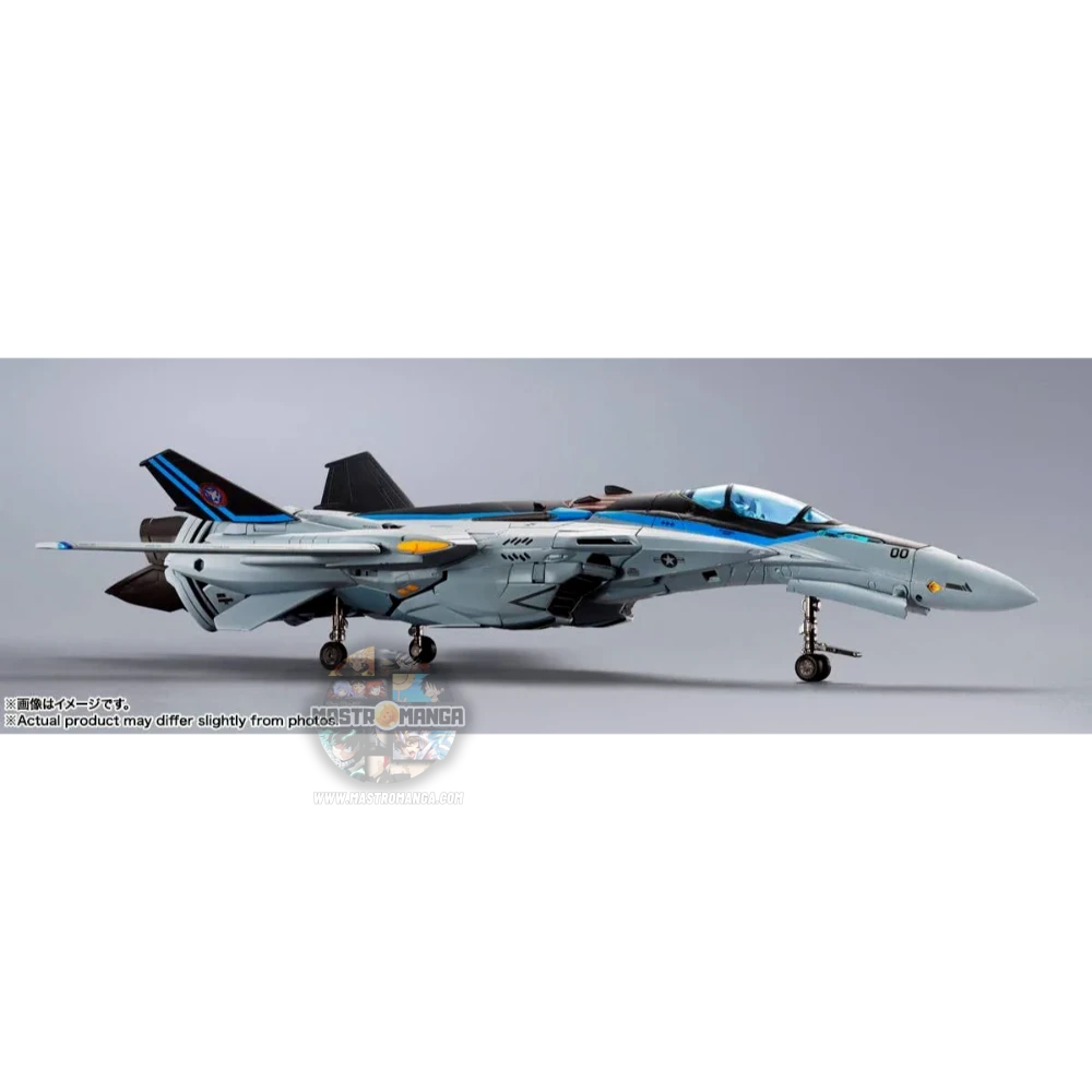 VF-25 Messiah Valkyrie Top Gun: Maverick DX Chogokin Macross